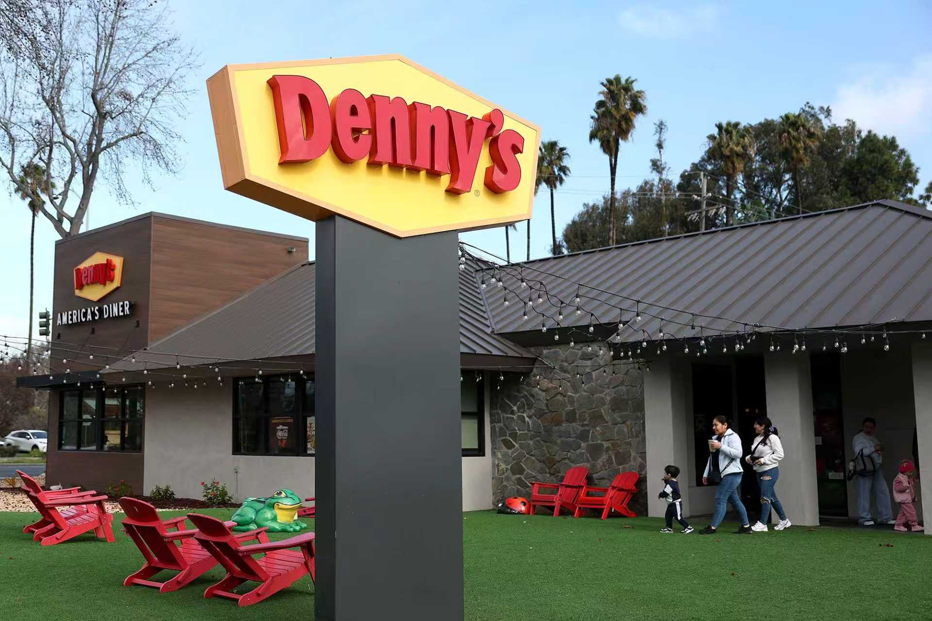 美式连锁巨头震荡！Denny’s退市私有化，必胜客或被出售