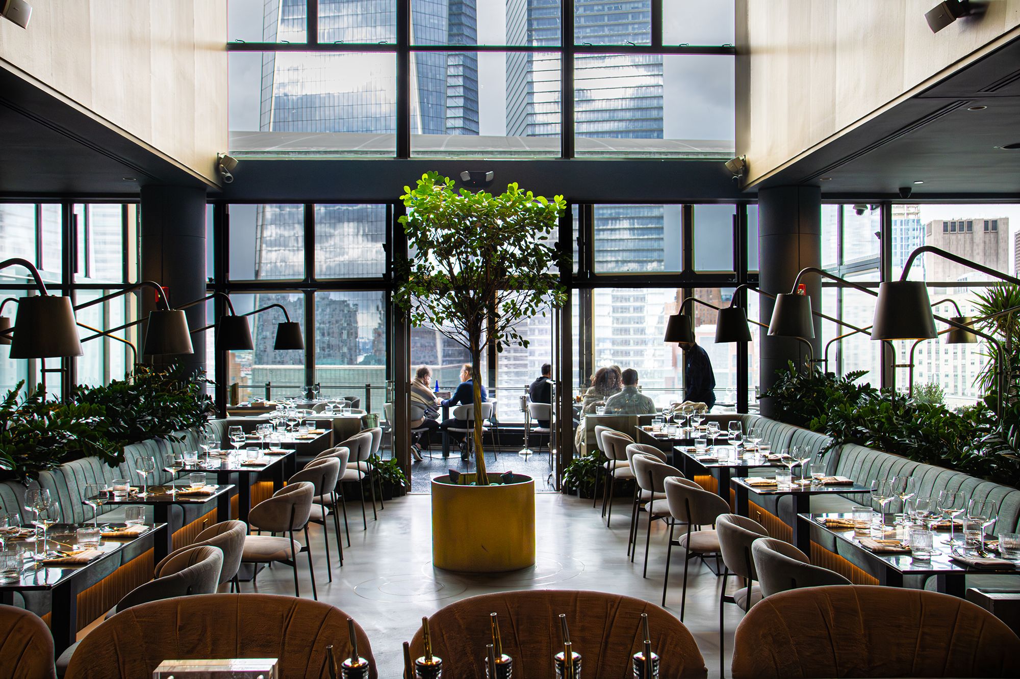 订位大战打响！从OpenTable到外卖巨头，高端餐厅客源争夺白热化